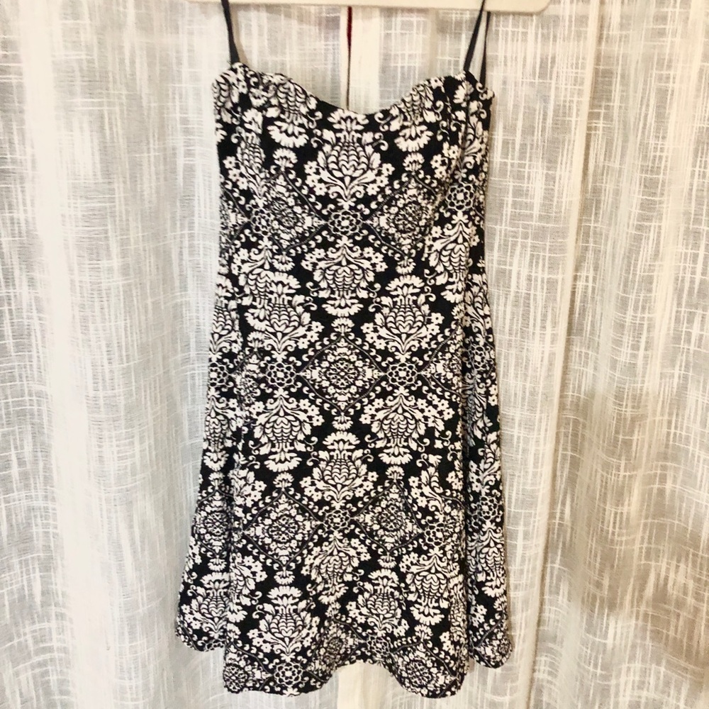Strapless floral black and white dress.
